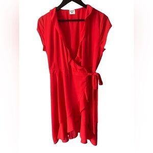 Aritzia Sunday Best red ruffle wrap dress size 6